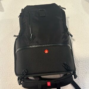 Manfrotto camera bag (Tri M) - slightly used